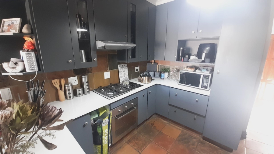 2 Bedroom Property for Sale in Melodie North West